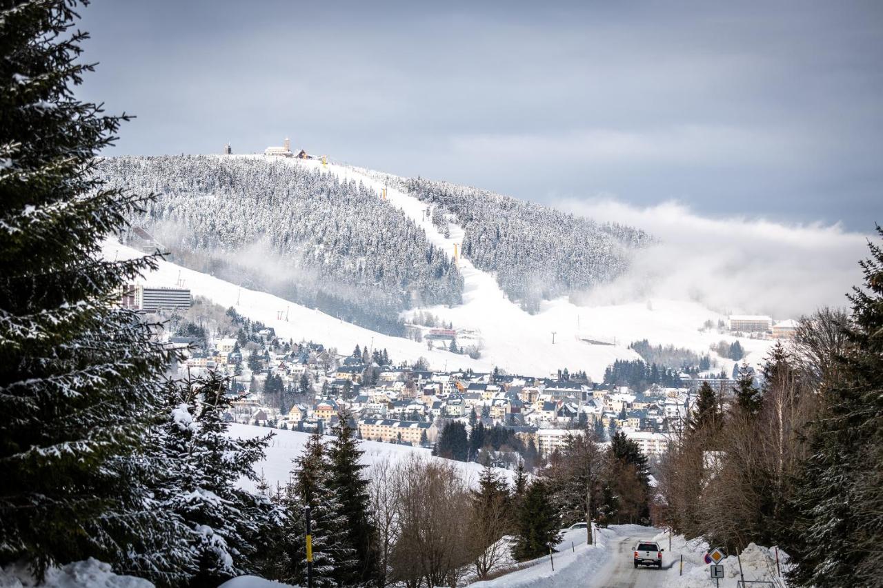 Ski Chalet Klinovec Loučná pod Klínovcem Eksteriør bilde