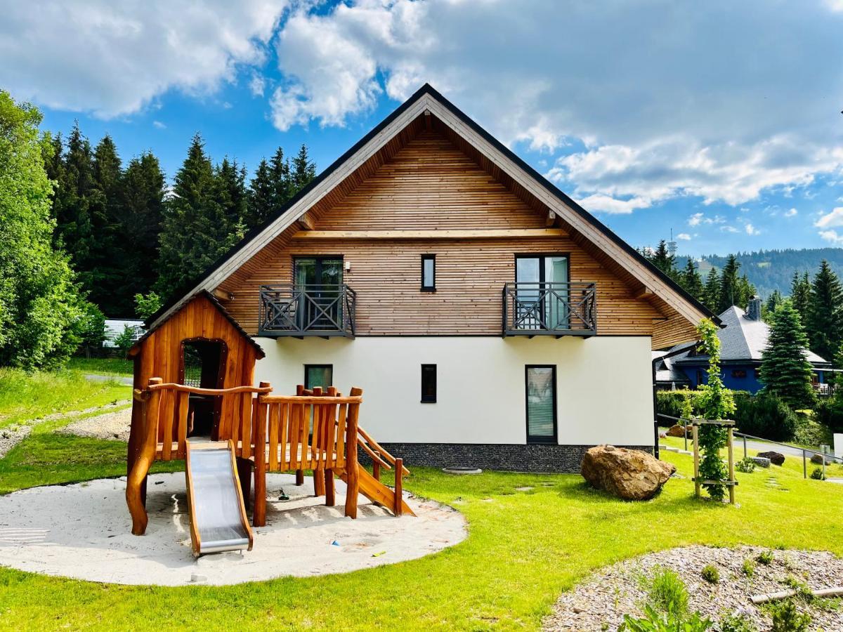 Ski Chalet Klinovec Loučná pod Klínovcem Eksteriør bilde